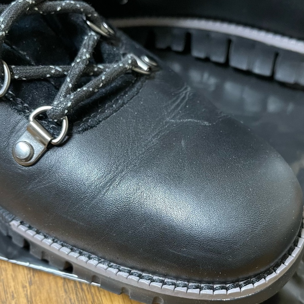CLEARANCE! Cole Haan Mens ZeroGrand Water-Resistant
Hiker Boots Size: 9M - Picture 9 of 15
